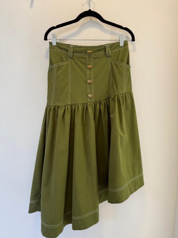 Falda asimétrica verde